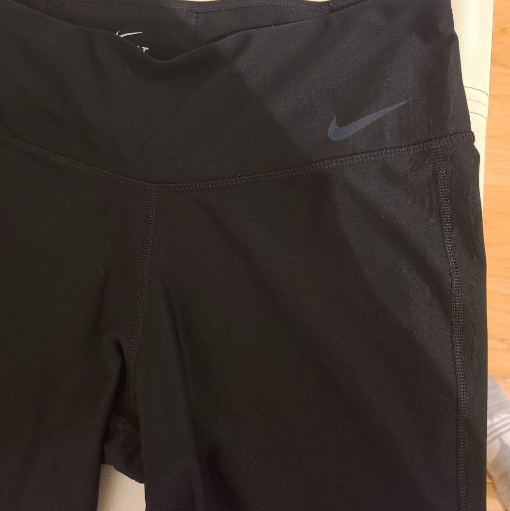 Nike leggings